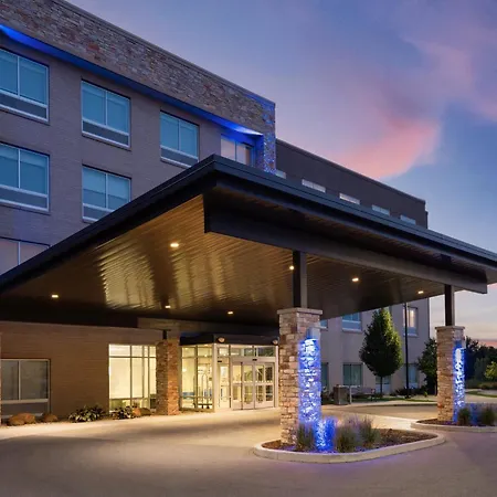 Holiday Inn Express & Suites - Madison West - Middleton By Ihg-2