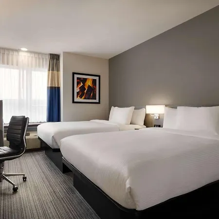 Microtel Inn & Suites By Wyndham Boisbriand-3