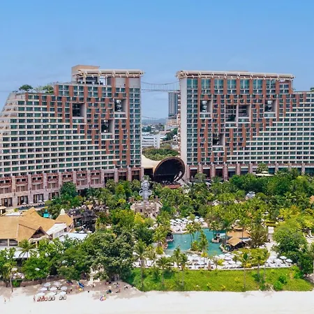 Centara Grand Mirage Beach Resort Pattaya-3