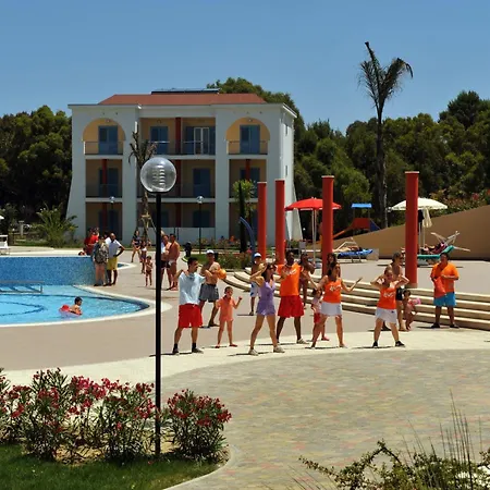 Toccacielo Hotel Village-2