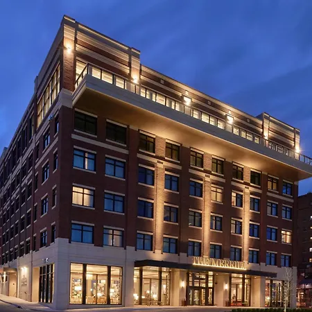 The Merrill Hotel & Conference Center, Muscatine, A Tribute Portfolio Hotel-3