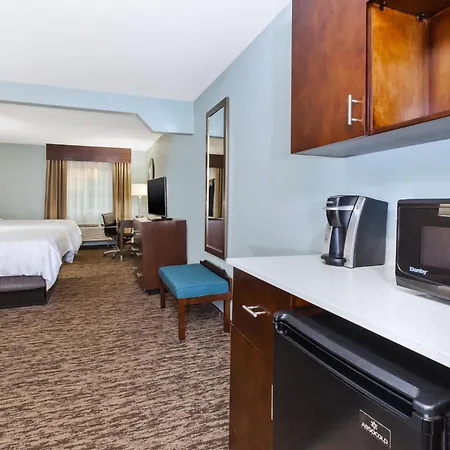 Holiday Inn Express & Suites Carmel North - Westfield By Ihg-2