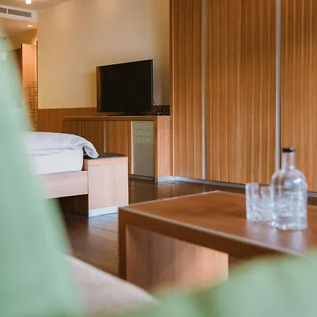 Lindenhof Pure Luxury & Spa Dolcevita Resort-3