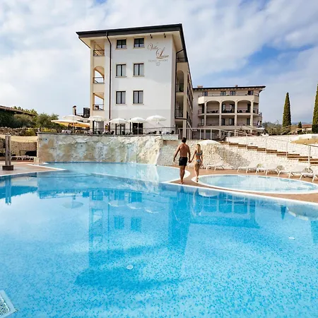 Villa Luisa Resort & Luxury Apartments-3