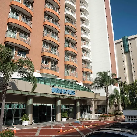 Plaza Barra First-2