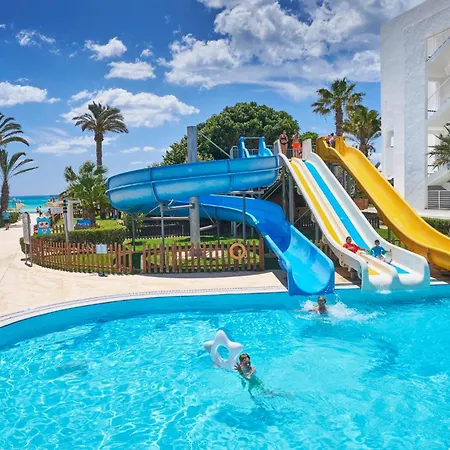 Nozha Beach Resort & Spa-2