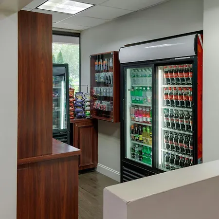 Courtyard By Marriott Portsmouth-2
