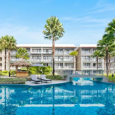Le Meridien Khao Lak Resort & Spa-3