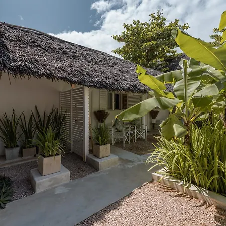 The Loop Beach Resort (Adults Only)-3