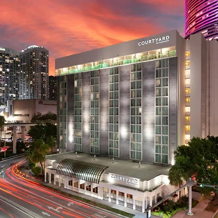 Courtyard Miami Downtown Brickell Area-2