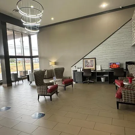 Ramada By Wyndham Tuscaloosa-2