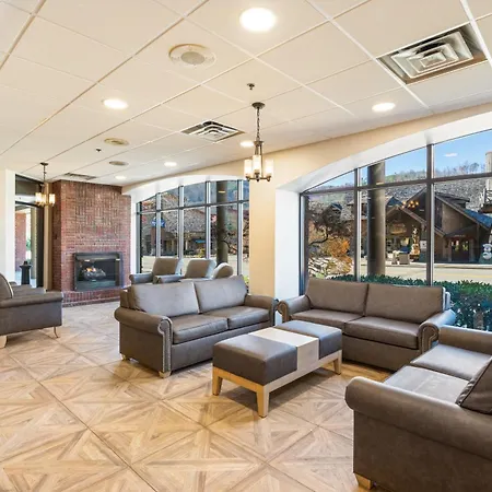 Black Bear Inn & Suites-2