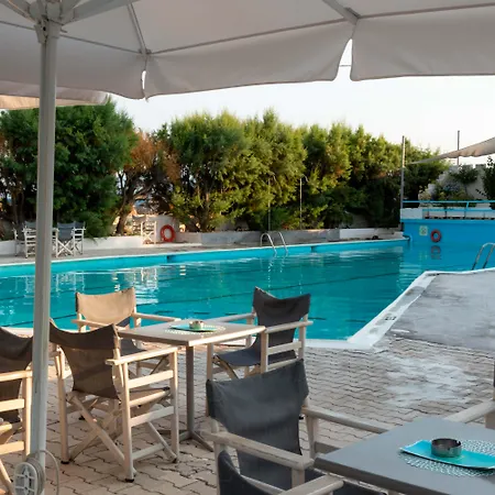 The Grove Seaside Hotel-3