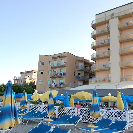Bikini Tropicana Family Hotel-3