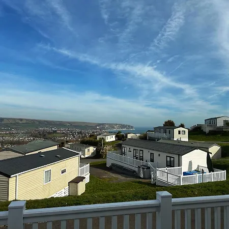Bayview Holiday Home-3