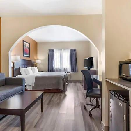 Quality Inn & Suites Wichita Falls I-44-3