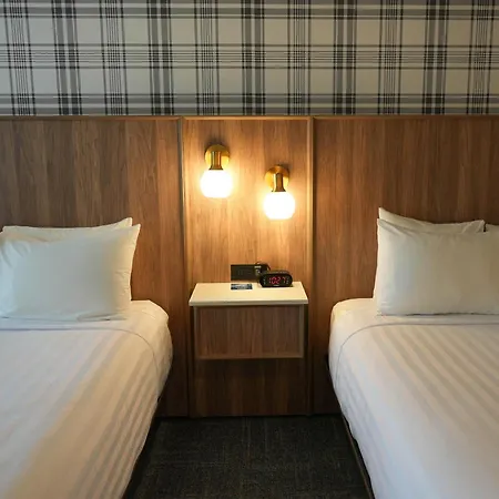 Travelodge By Wyndham Niagara Falls At The Falls-2