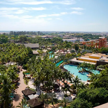 Hot Beach Resort-3