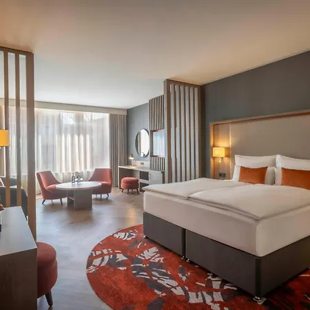 Clayton Hotel Duesseldorf City Centre-2