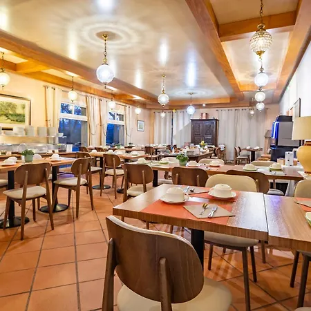Le Relais Fleuri, Hotel Et Restaurant Logis - Avallon-3