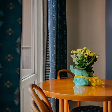 Hotel Lilia-2