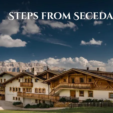 Almhotel Col Raiser-3
