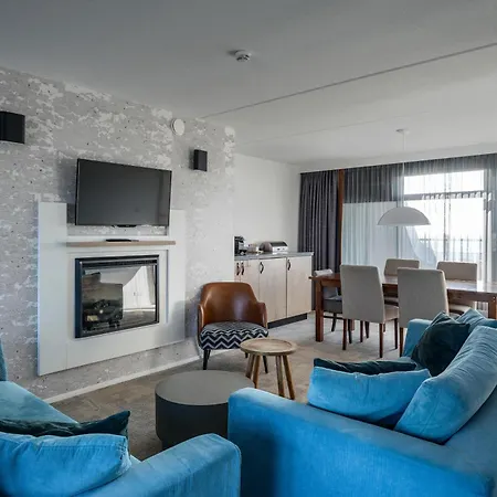 Paal 8 Hotel Aan Zee-3
