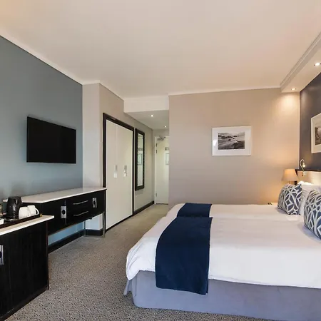 The Commodore Hotel-3