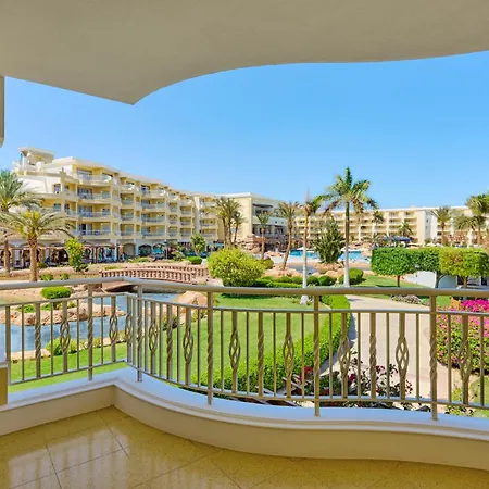 Palm Royale Resort - Soma Bay-3