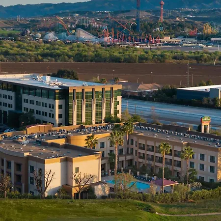 Courtyard By Marriott Santa Clarita Valencia-2