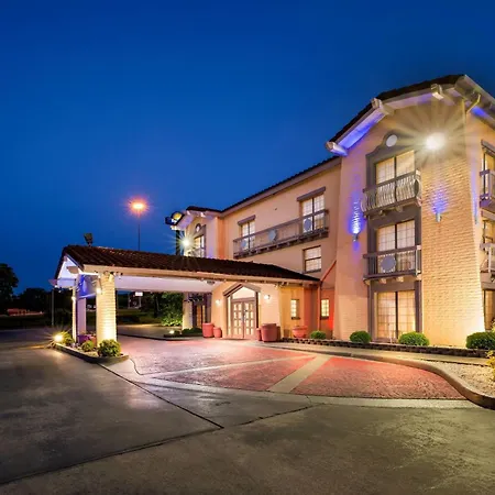 Days Inn By Wyndham Birmingham/West-2