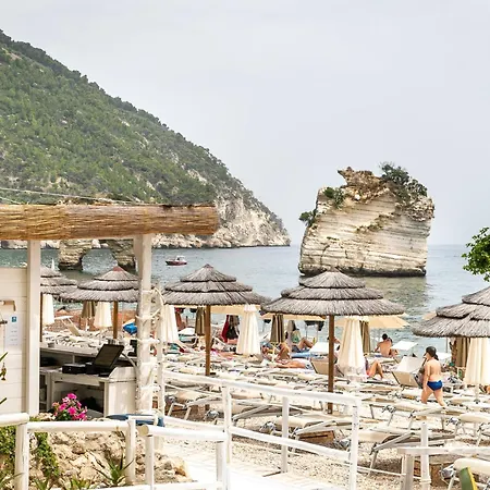 Apulia Hotel Baia dei Faraglioni Resort-3