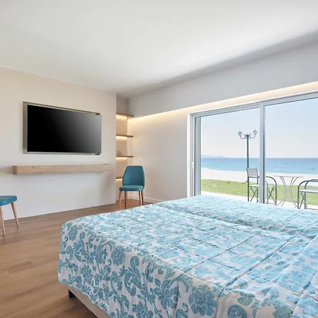 Comer Kinetta Beach-2