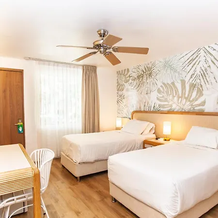 Hotel Cocoplum Beach-3