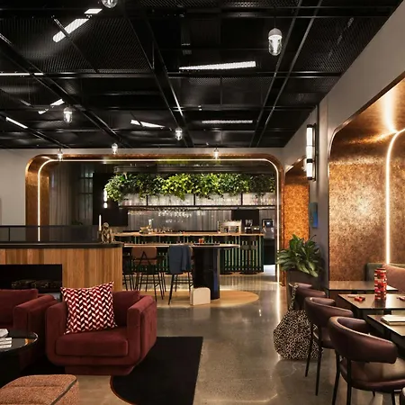 Moxy Montreal Downtown-2