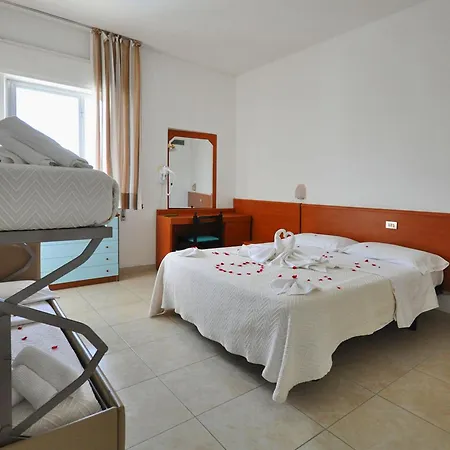 Hotel Smeraldo-3