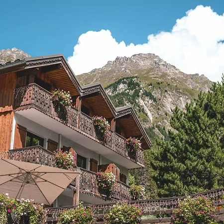 Chalet Hotel Les Airelles-3