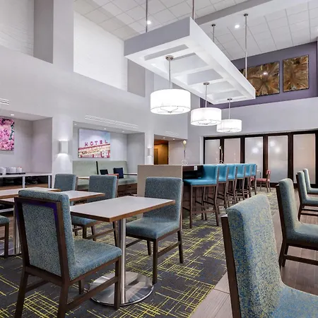 Hampton Inn & Suites Shreveport-3