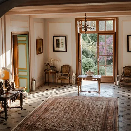 Chateau d'Estrac-3