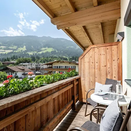 Hotel Alpina-2