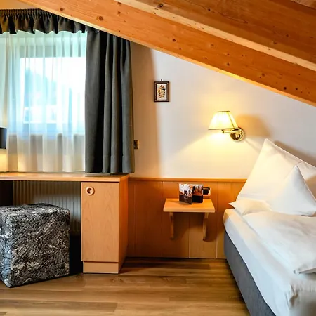 Hotel Dorfer Alpine&Charming-2
