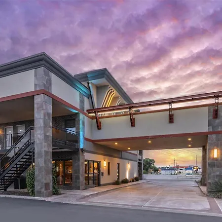 Best Western Angus Inn-2