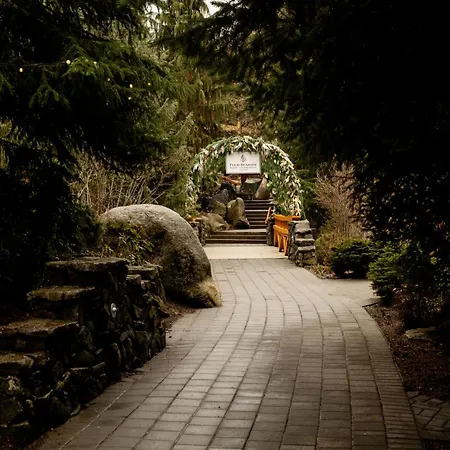Four Seasons Resort Whistler-2
