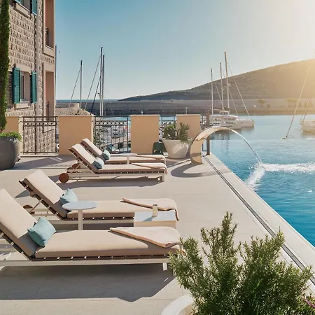 The Chedi Lustica Bay-2