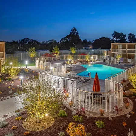 Holiday Inn Oxnard - Ventura By Ihg-3