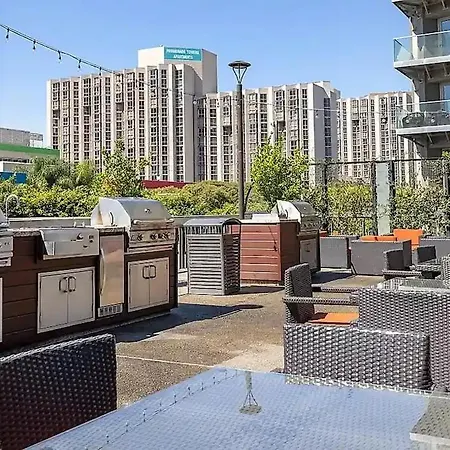 Modern Luxury 2 Bed With Panoramic City Views In Downtown La-2