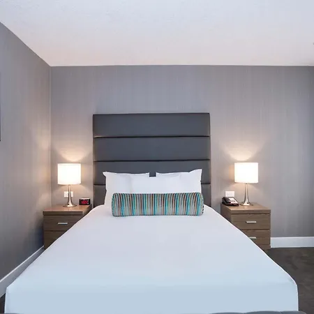 Sandman Signature Calgary Downtown Hotel-2
