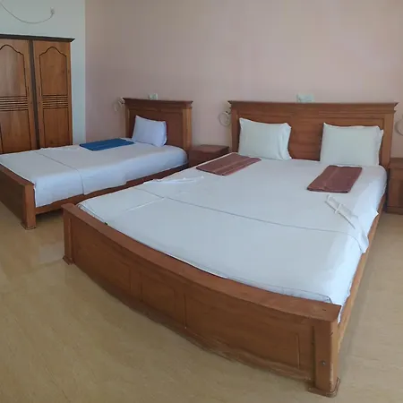 Paradise Beach Resort & Diving School-3