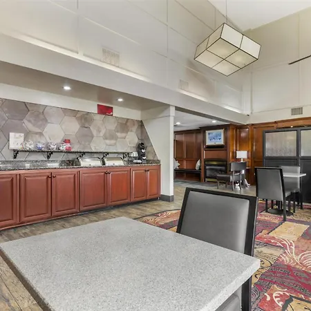 Best Western Plus Oklahoma City Yukon-2