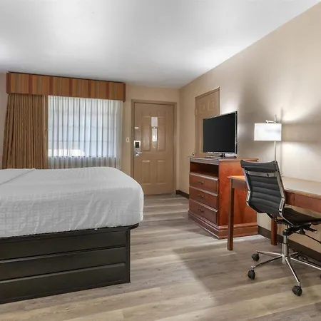 Surestay Plus Hotel By Best Western Poteau-2